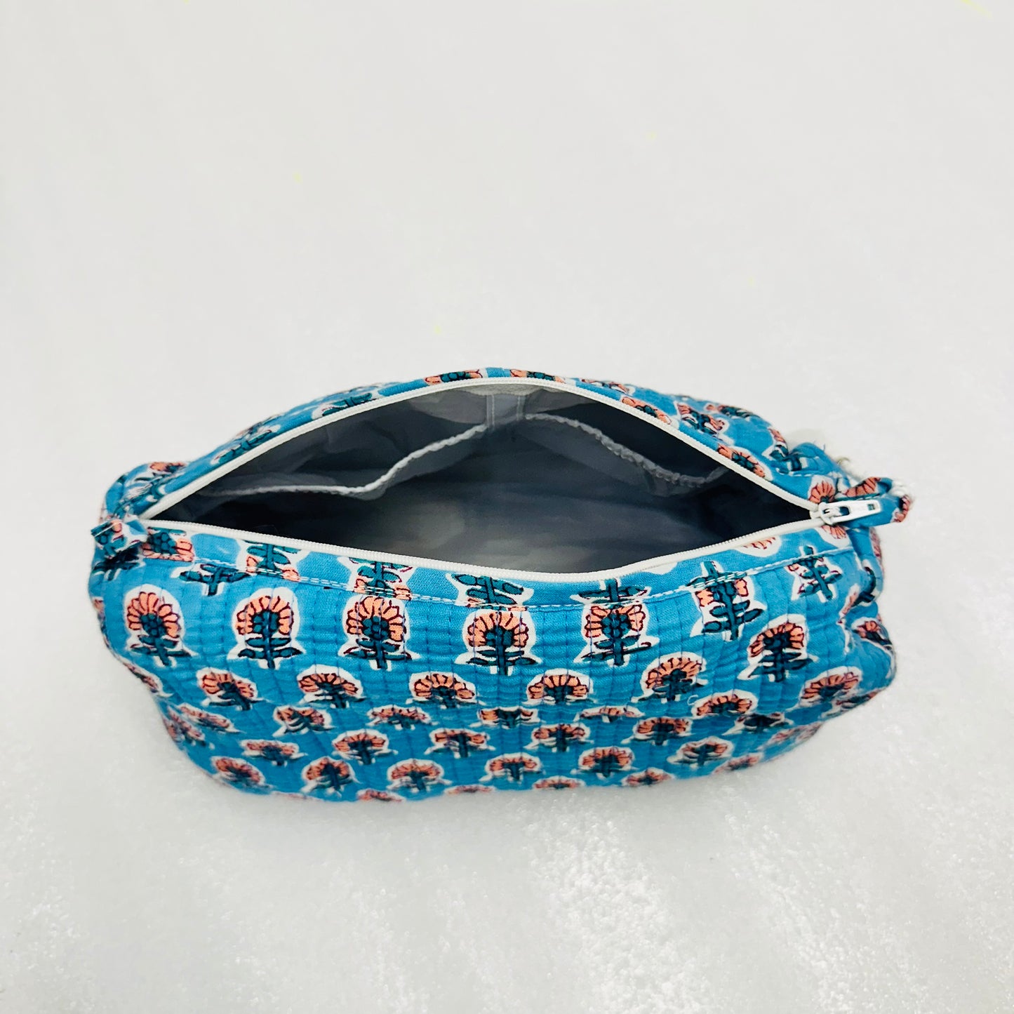 Blue Floral patterned Travel Organizer Pouch, Cosmetic Bags, Toiletry Kit
