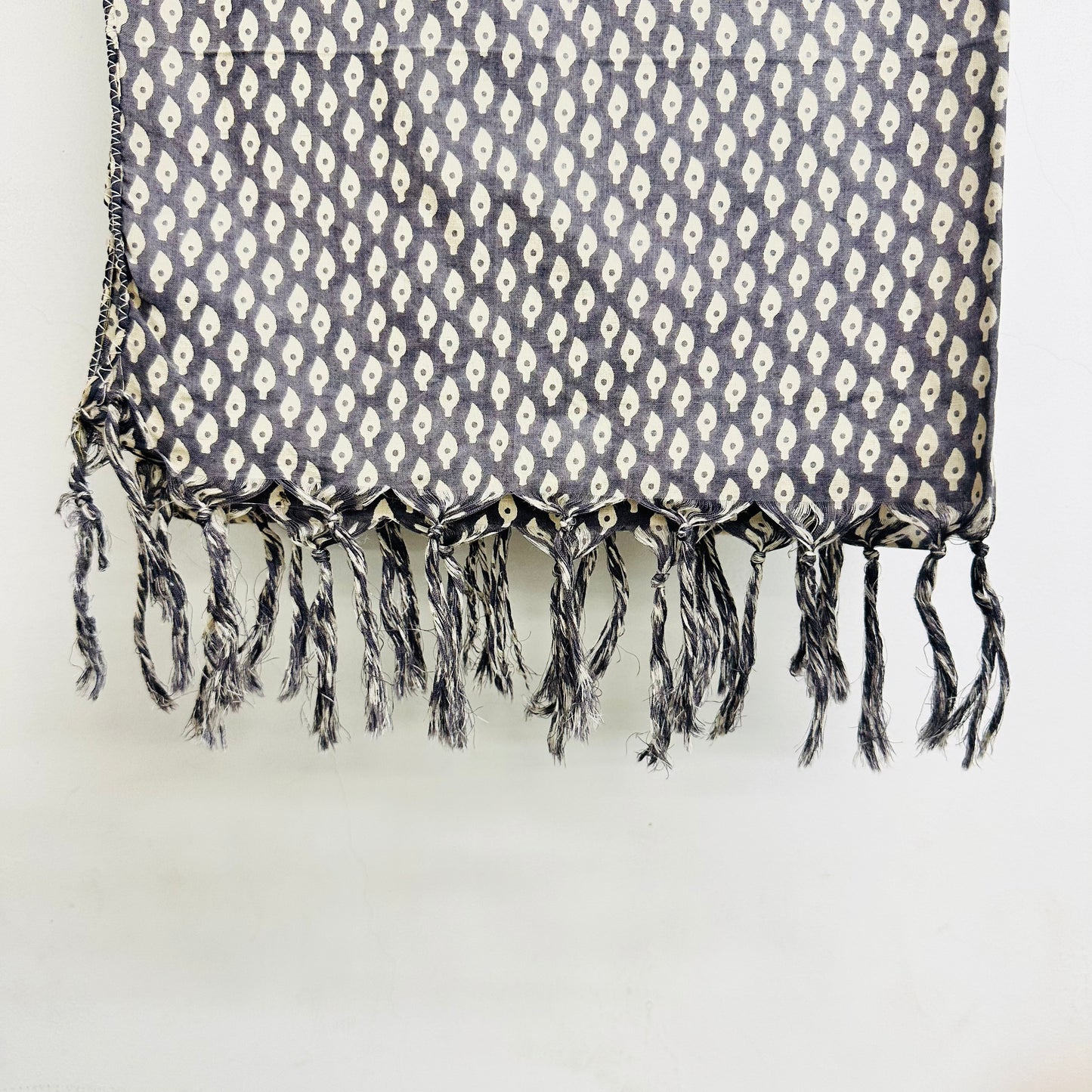 Black and white patterned Cotton scarf