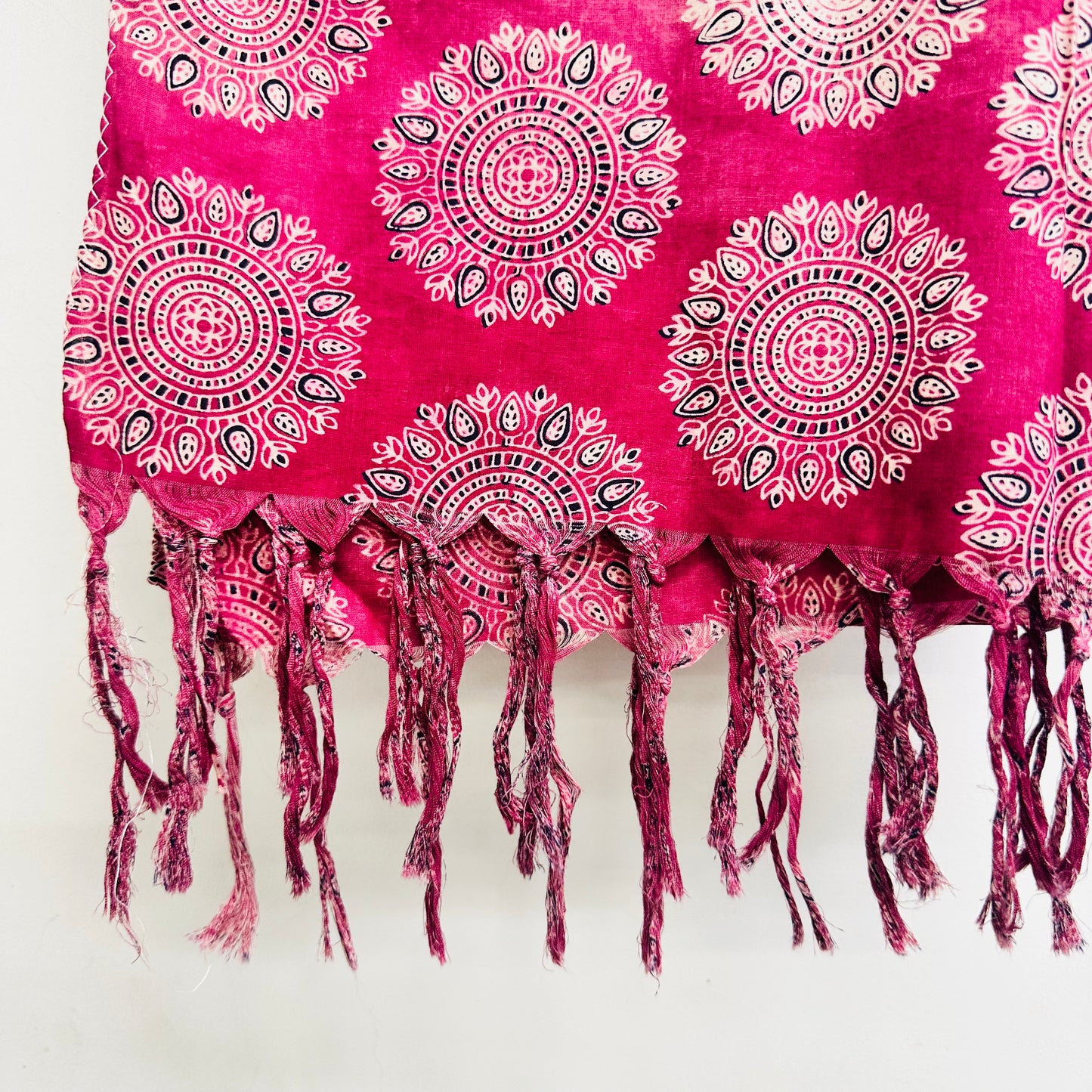 Pink Cotton scarf with mandala patterns