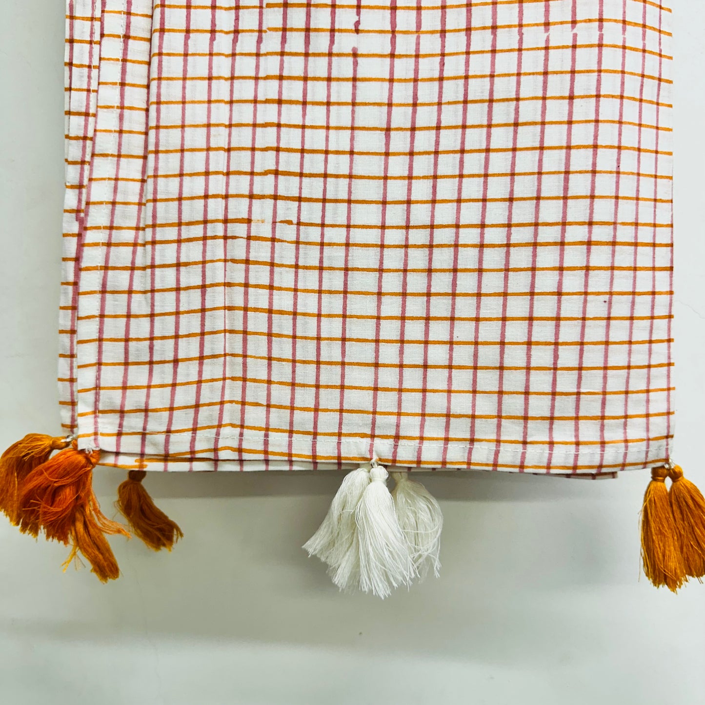 Red Checkered Cotton scarf with tassels