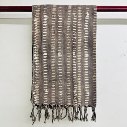 Brown Textured scarf with fringe