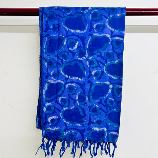 Blue patterned scarf 