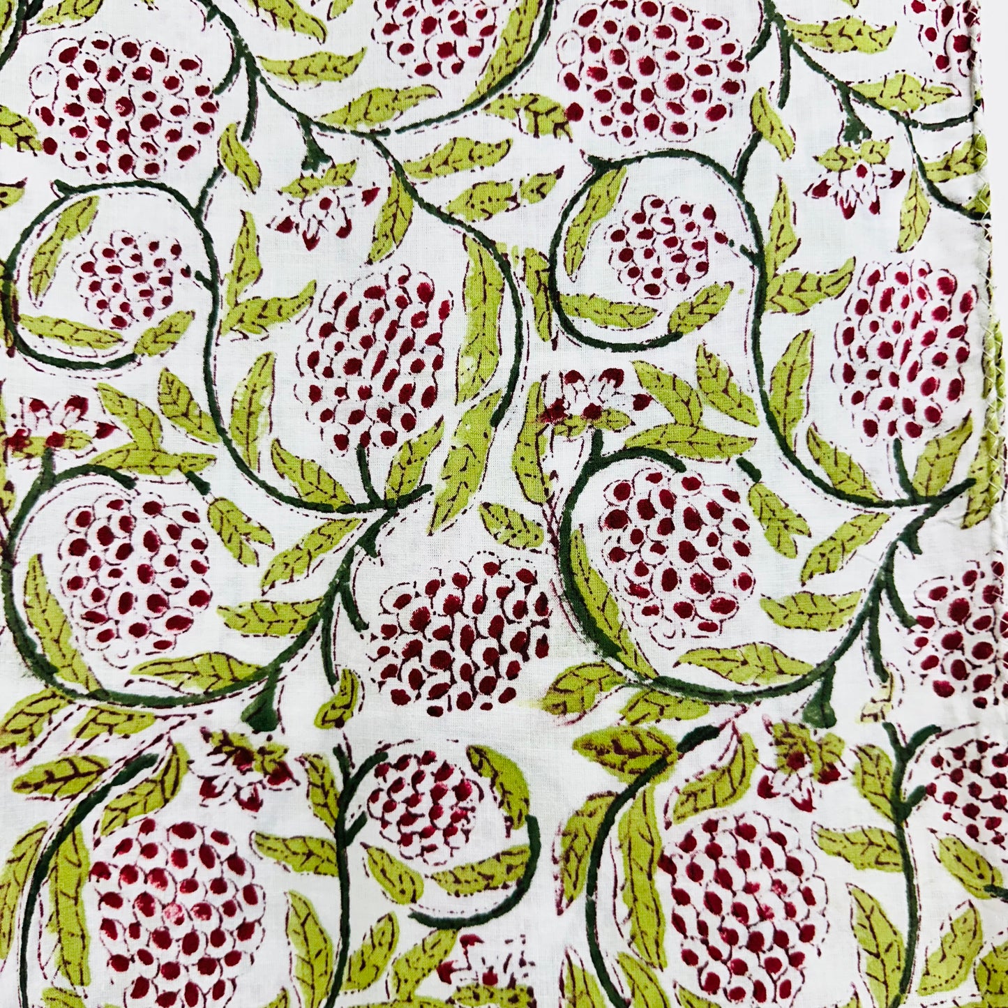 Cotton Scarf with floral pattern