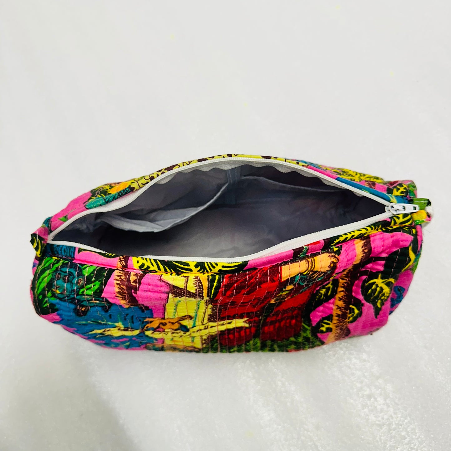 Colorful floral-patterned Travel Organizer Pouch, Cosmetic Bags, Toiletry Kit