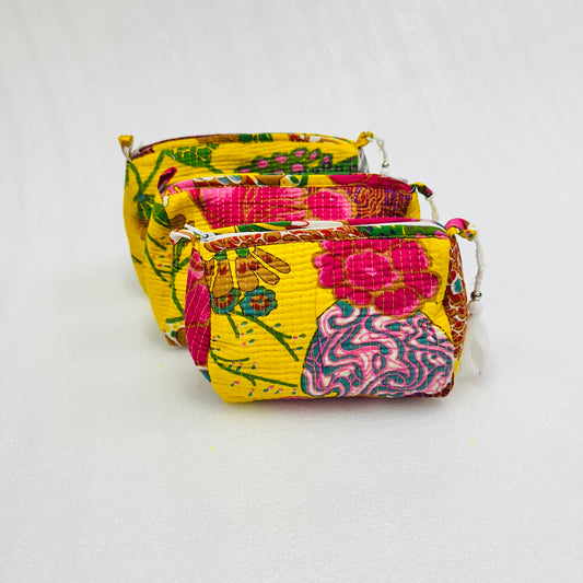 Colorful fabric Travel Organizer Pouch with floral patterns , Cosmetic Bags, Toiletry Kit