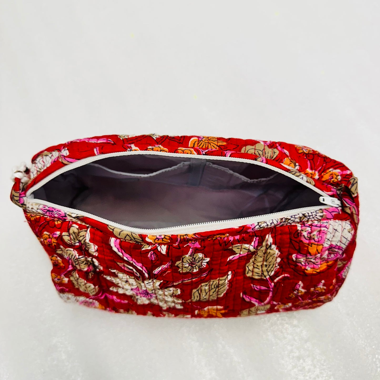 Red big Floral Pattern Travel Organizer Pouch, Cosmetic Bags, Toiletry Kit