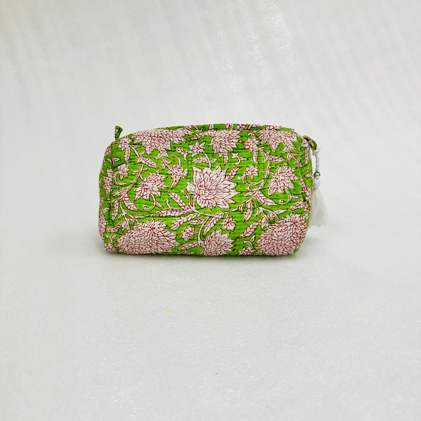 Green Floral Print Travel Organizer Pouch, Cosmetic Bags, Toiletry Kit